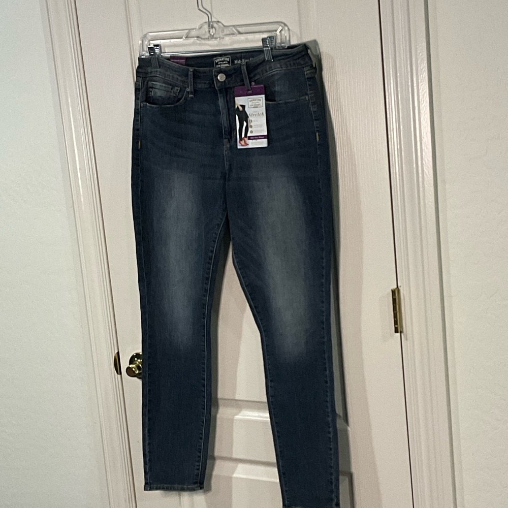 Signature by Levi Strauss Women's Skinny Jeans - Simply Stretch